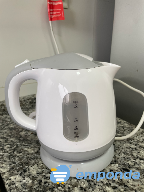 Pava electrónica blanca corte automático To p House 1 L Villa Crespo - imagen 1