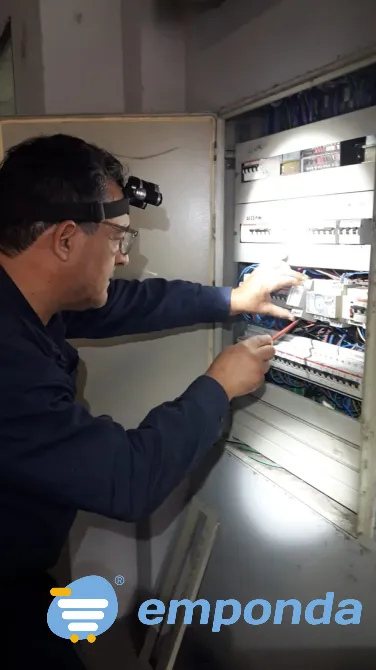 Electricista, colocacion de aire acondicionado Munro - imagen 3