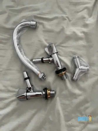 Griferia Canilla Cocina Ext Doble Comando Mesada 2 Agujeros Caballito