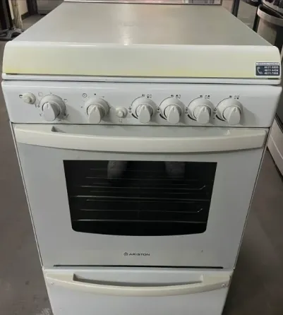 Cocina Ariston CG54SG1H-W Quilmes