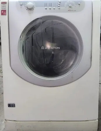 Lavarropas Ariston AQXL 105EX Quilmes