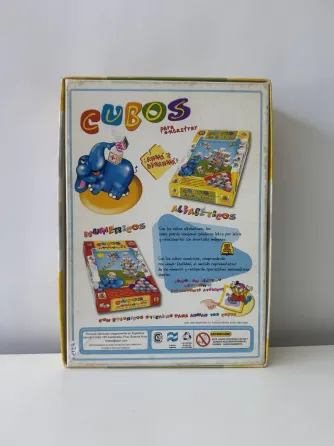 Juego cubos alfabéticos Rosario