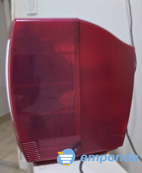 TV color Hitachi 14" c/control remoto Martínez - imagen 2