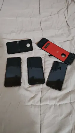 Celulares Motorola y moto mods Pilar