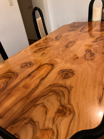 Juego de comedor raíz de nogal Recoleta