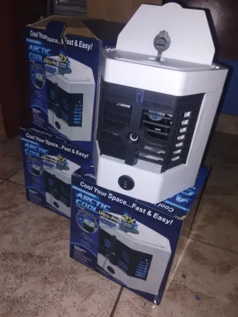 Mini enfriador de aire climatizador José C. Paz