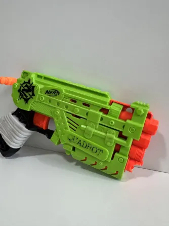 Nerf Zombie Strike Quadrot Rosario