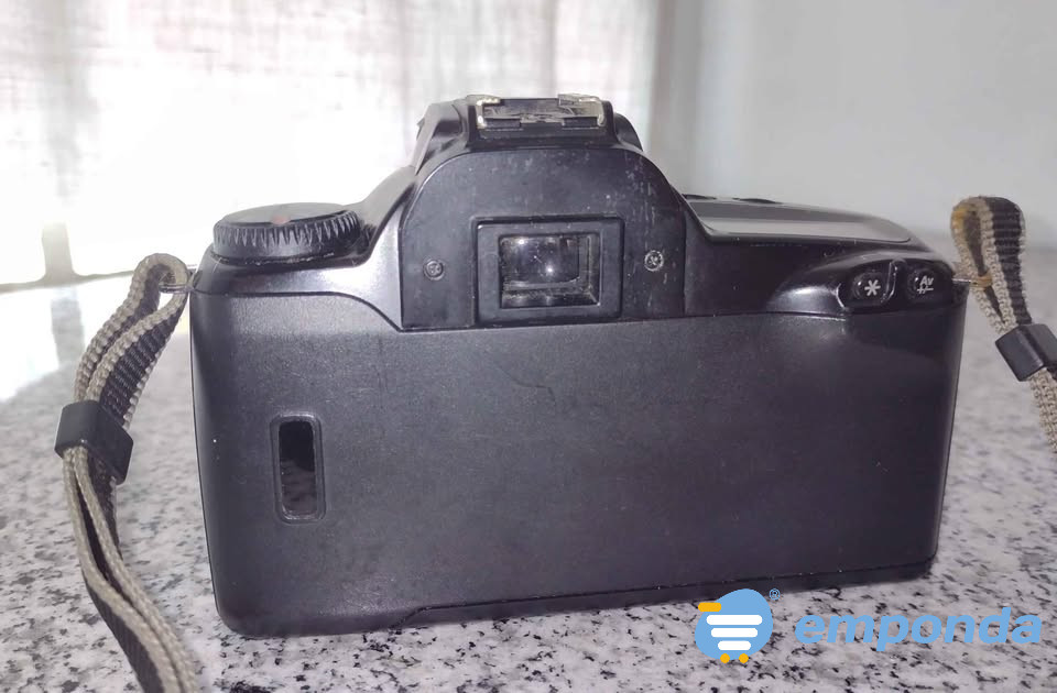 Camara Analogica Profesional 35mm Canon EOS 3000 Monserrat - imagen 3