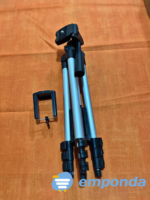 Cámara trípode ajustable de 3 vías y teléfono celular Monserrat - imagen 1