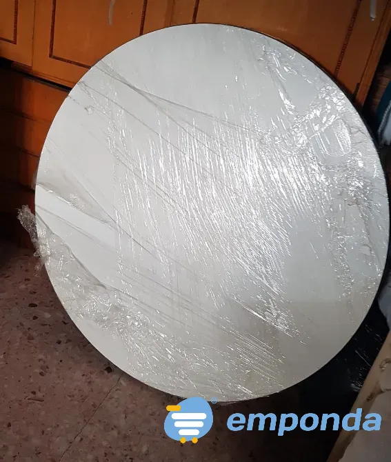 Mesa redonda de melamina, 1 metro de diámetro, patas de caño Villa Crespo - imagen 5