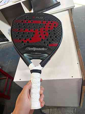 Paleta de Padel Bullpadel Xplo de Martín Di Nenno 2025 Lanús