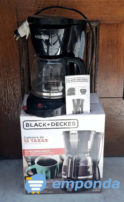 Cafetera BLACK+DECKER Negro Colegiales - imagen 1