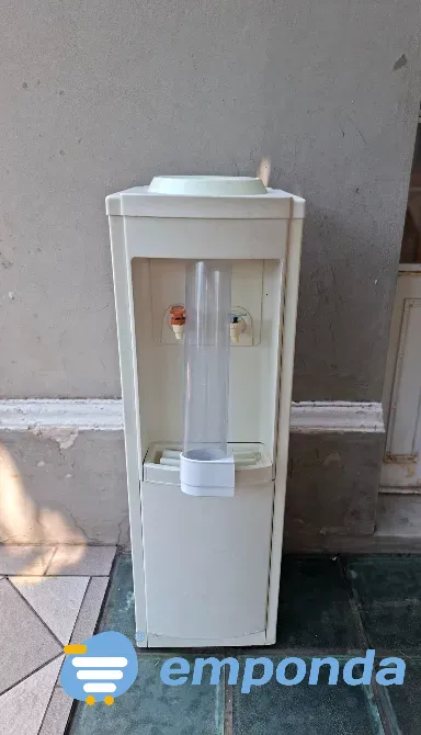 Dispenser de frío y calor Colegiales - imagen 1