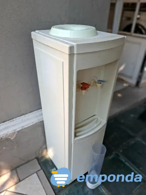 Dispenser de frío y calor Colegiales - imagen 4