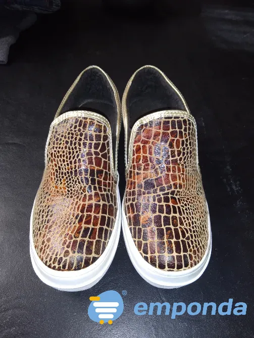 Panchas, chatitas de Mujer. Hermosas Floresta - imagen 1