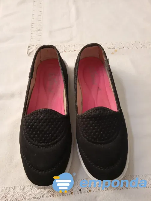 Zapatilla tipo alpargata, sin cordon. Super comodas Floresta - imagen 1