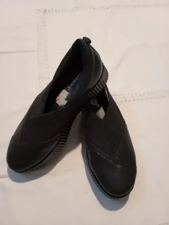 Zapato con plataforma tipo mocasin (Un uso) Floresta