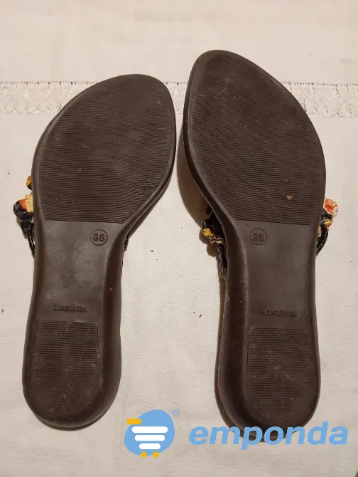 Ojotas con flores en tiras Floresta - imagen 3