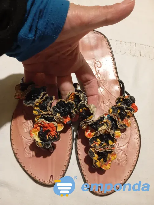 Ojotas con flores en tiras Floresta - imagen 5