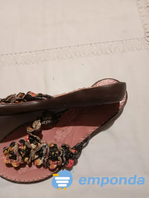 Ojotas con flores en tiras Floresta - imagen 4