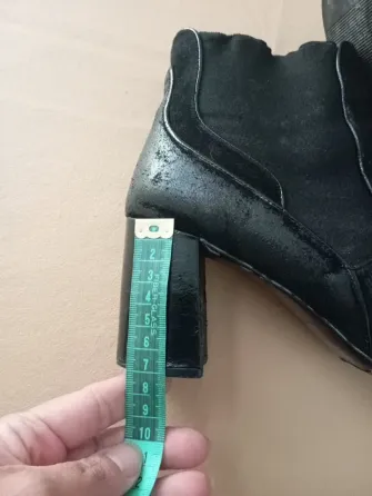 Bota caña baja y taco. Comodas Floresta