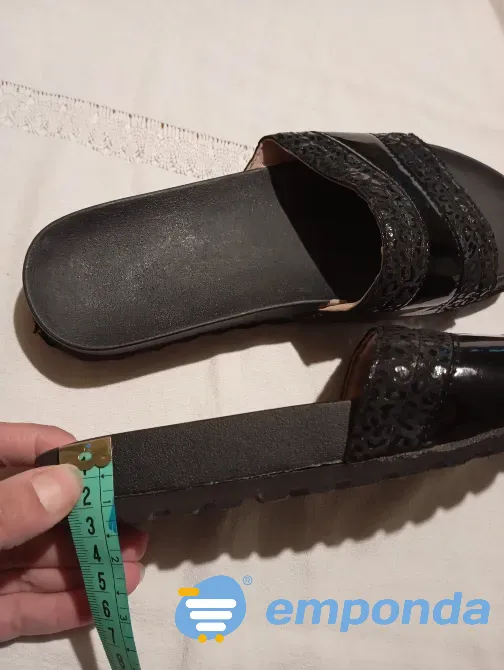 Sandalias bajas de tira ancha Floresta - imagen 4