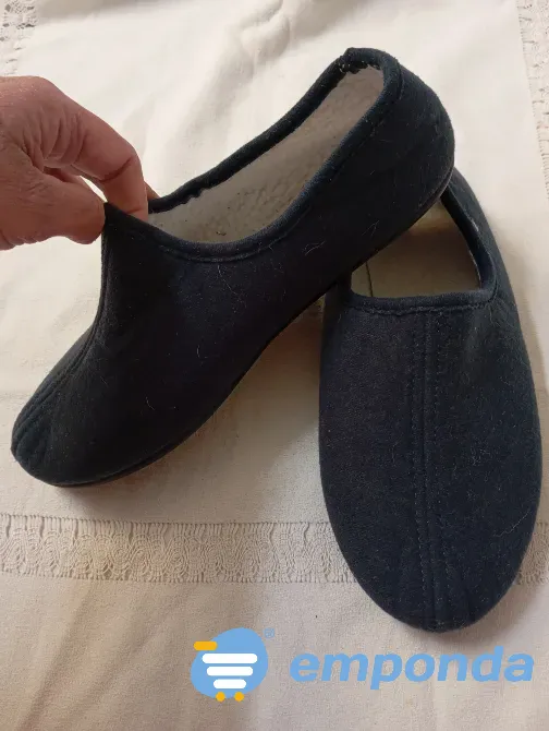 Pantuflas unisex, cerradas con corderito. Super comodas Floresta - imagen 2