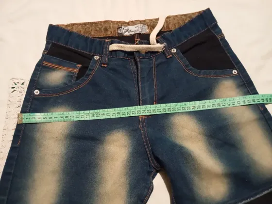 Short de jean elastizado, combinado para hombre. Impecable Floresta