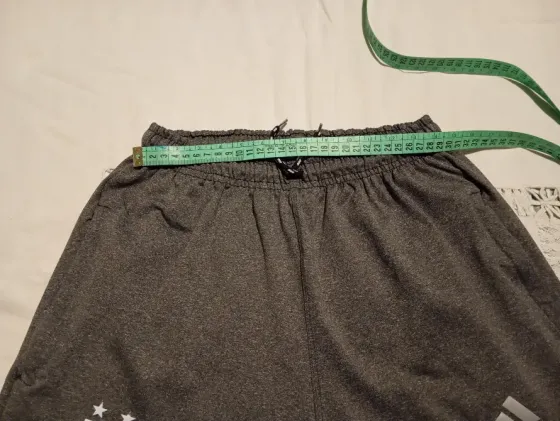 Pantalon deportivo gris Floresta