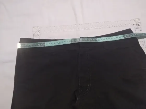 Pantalon, jean semi elastizado de hombre. Impecable Floresta