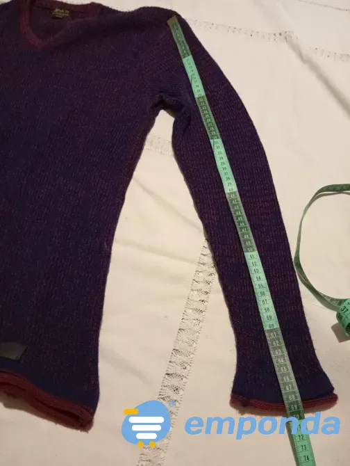 Sweater largo, escote en V. Amplio IMPECABLE Floresta - imagen 4