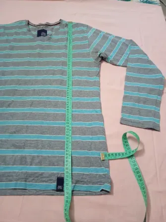 Remera manga larga, camiseta de hombre. IMPECABLE Floresta