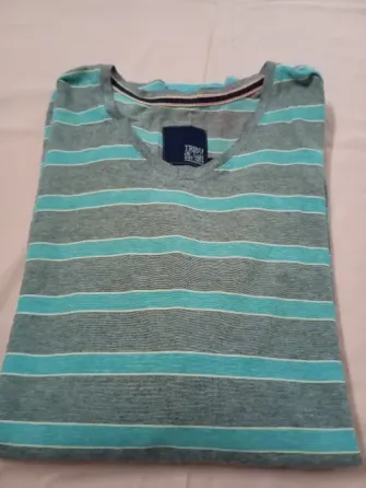 Remera manga larga, camiseta de hombre. IMPECABLE Floresta