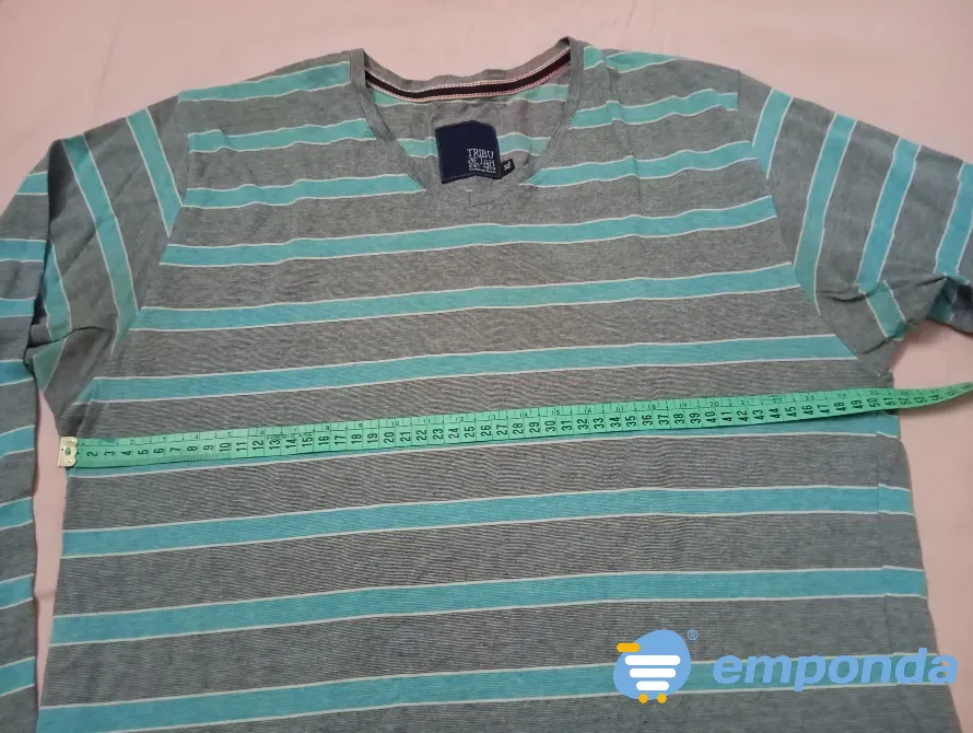 Remera manga larga, camiseta de hombre. IMPECABLE Floresta - imagen 3