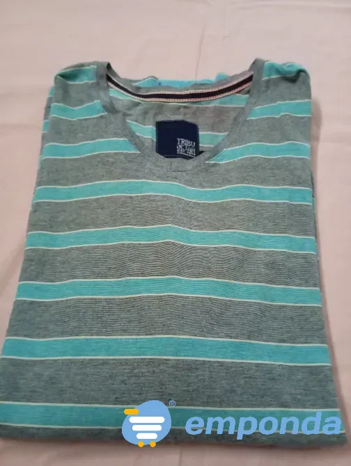 Remera manga larga, camiseta de hombre. IMPECABLE Floresta - imagen 5