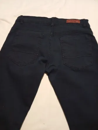 Jean chupin, elastizado de hombre. Impecable Floresta