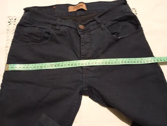 Jean chupin, elastizado de hombre. Impecable Floresta