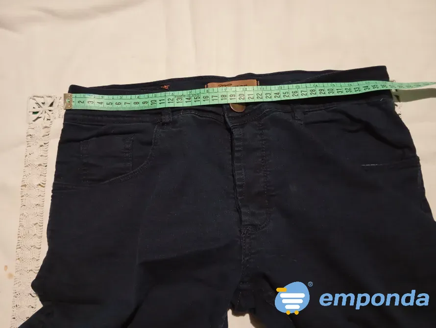 Jean chupin, elastizado de hombre. Impecable Floresta - imagen 3