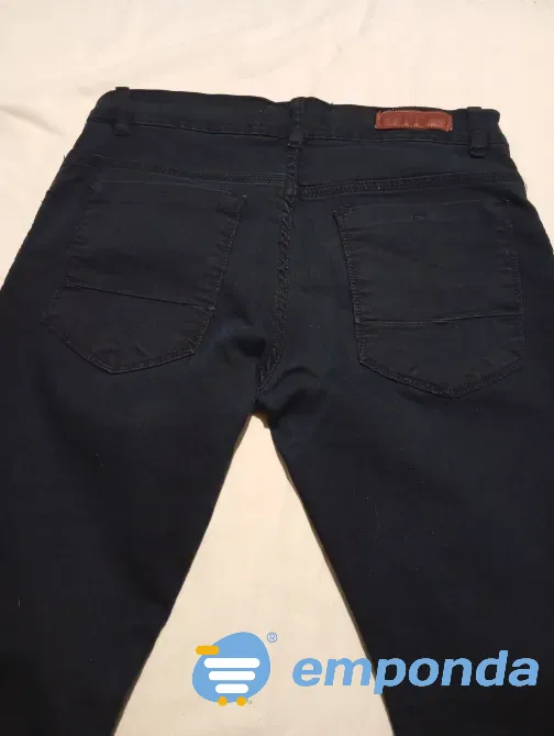 Jean chupin, elastizado de hombre. Impecable Floresta - imagen 4