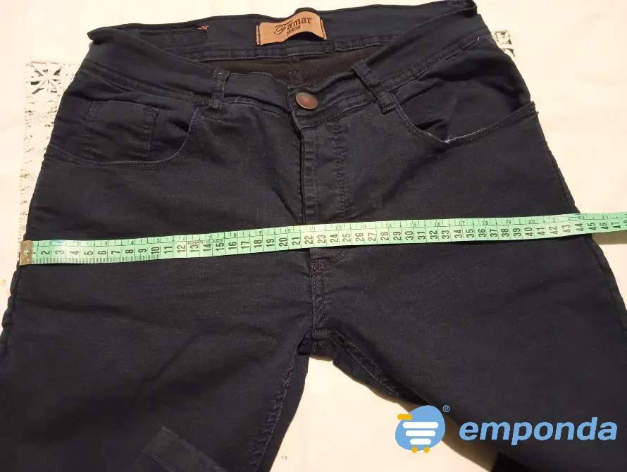 Jean chupin, elastizado de hombre. Impecable Floresta - imagen 2