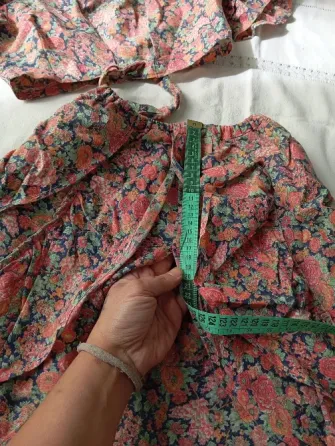 Conjunto de pollera irregular y top tipo flamenco. IMPECABLE Floresta