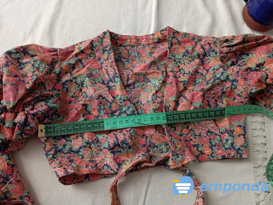 Conjunto de pollera irregular y top tipo flamenco. IMPECABLE Floresta - imagen 6