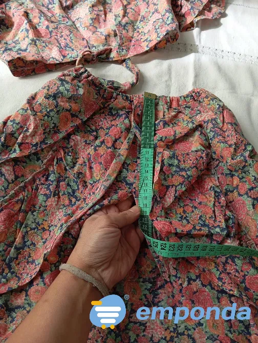 Conjunto de pollera irregular y top tipo flamenco. IMPECABLE Floresta - imagen 3