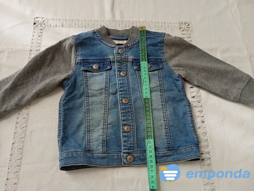 Campera de jean combinada para bebe 24 meses. IMPECABLE Floresta - imagen 1