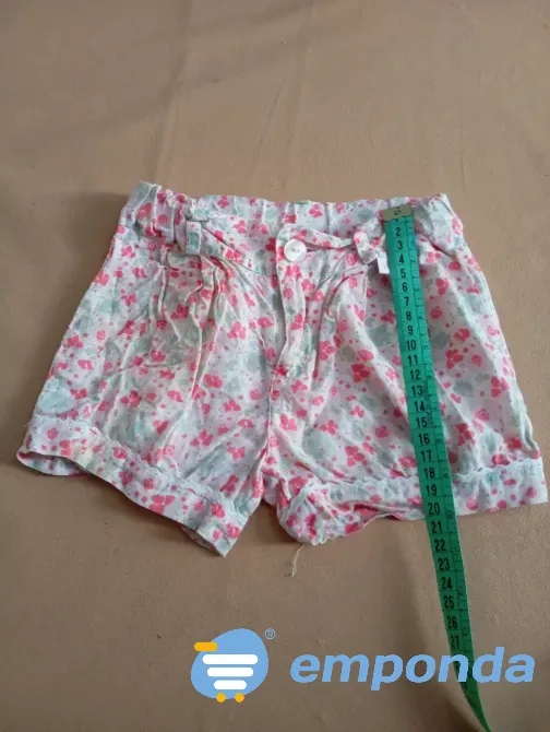 Short de bebe. IMPECABLE Floresta - imagen 1