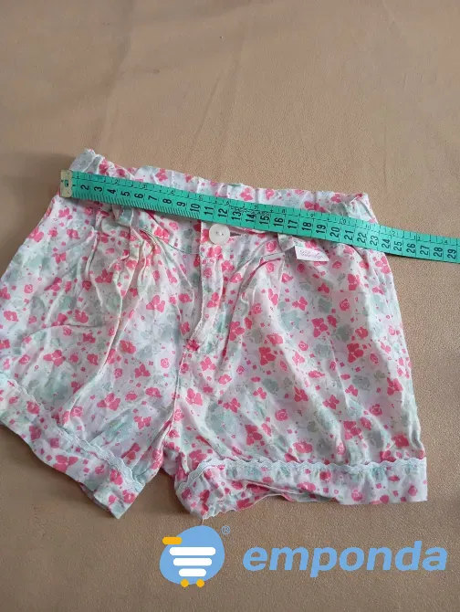 Short de bebe. IMPECABLE Floresta - imagen 2