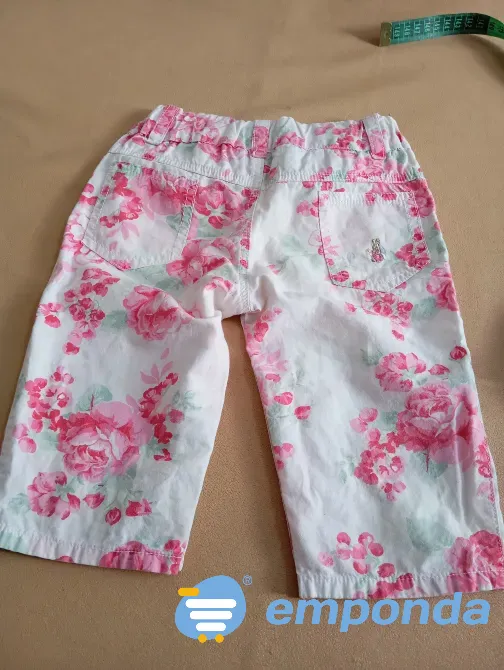 Pantalon pañalero de nena. IMPECABLE Floresta - imagen 3