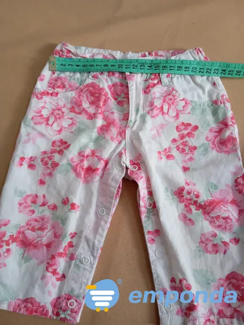 Pantalon pañalero de nena. IMPECABLE Floresta - imagen 2