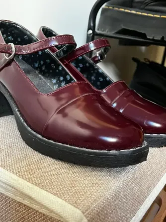 Mary Jane cyka bordo UN SOLO USO Almagro