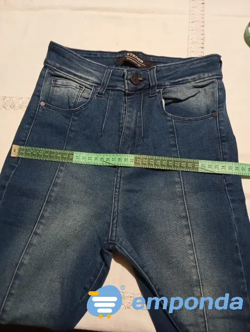 Pantalon, jean semi elastizado tobillero. Tiro alto Floresta - imagen 3